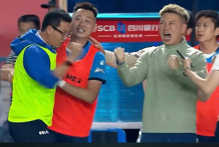 川超总决赛第五轮：自贡绵阳握手言和，宜宾取得首胜|乐山|凉山|成都|南充|德阳_新浪新闻